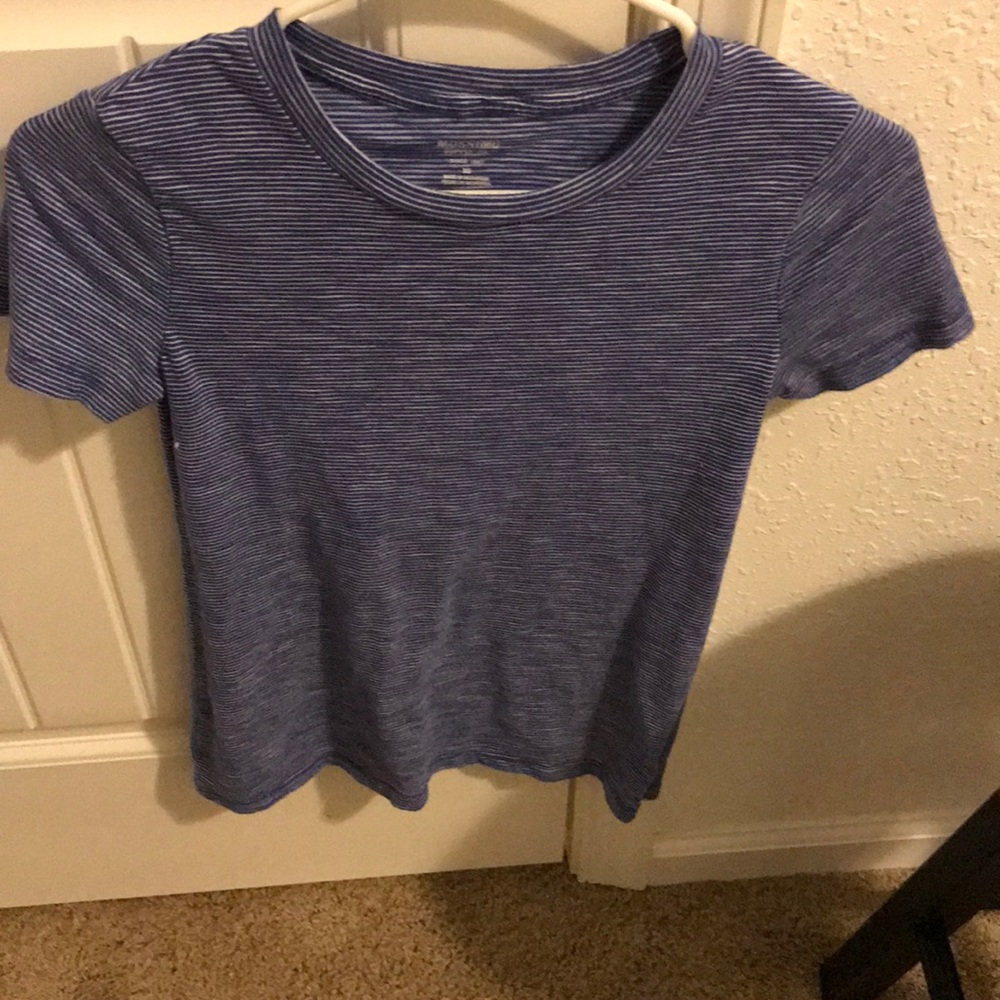 Plain blue crew neck tshirt xs